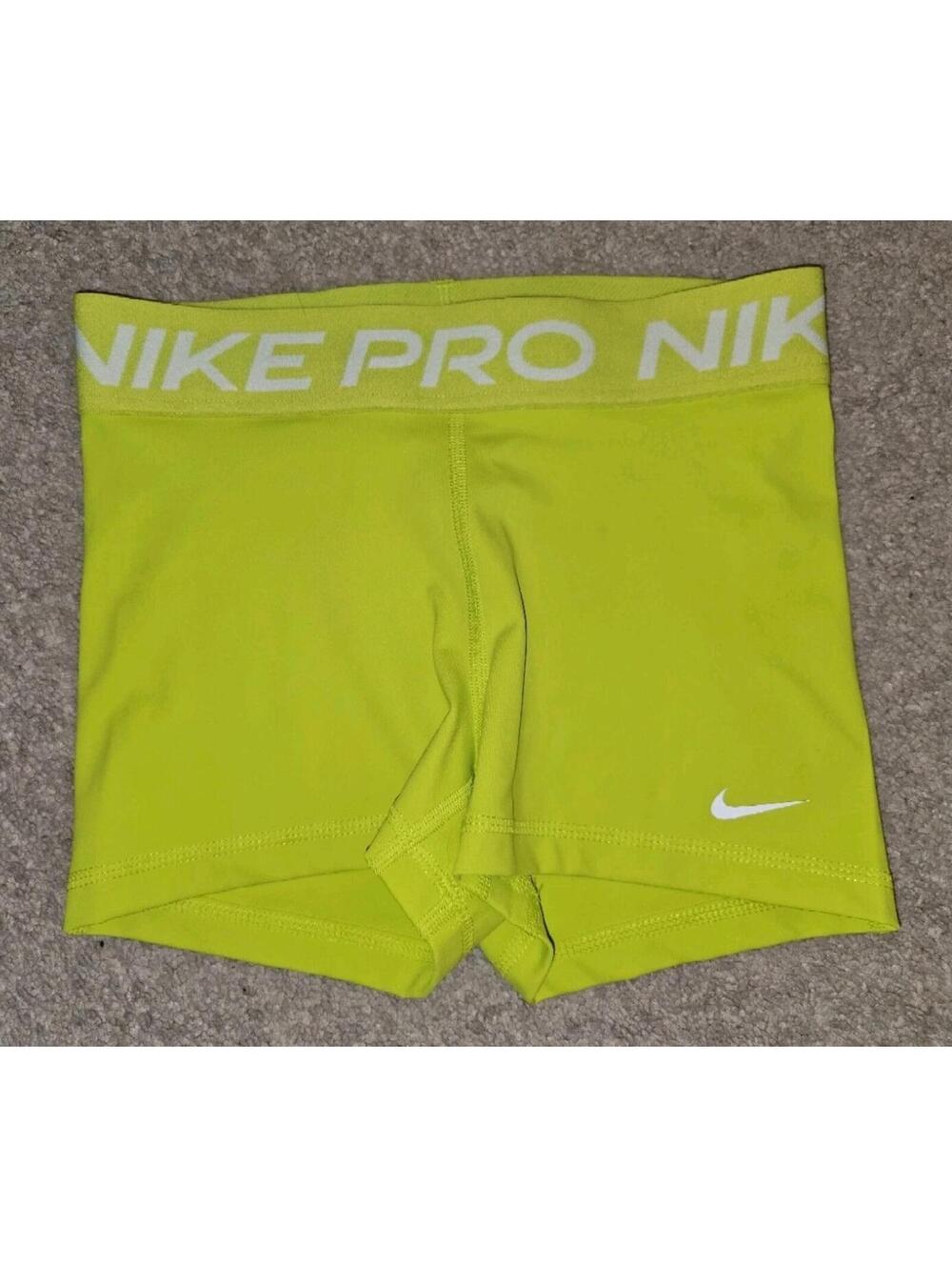 Nike Women's Pro 3'' Athletic Mid Rise Shorts Bright Cactus Size S (145)